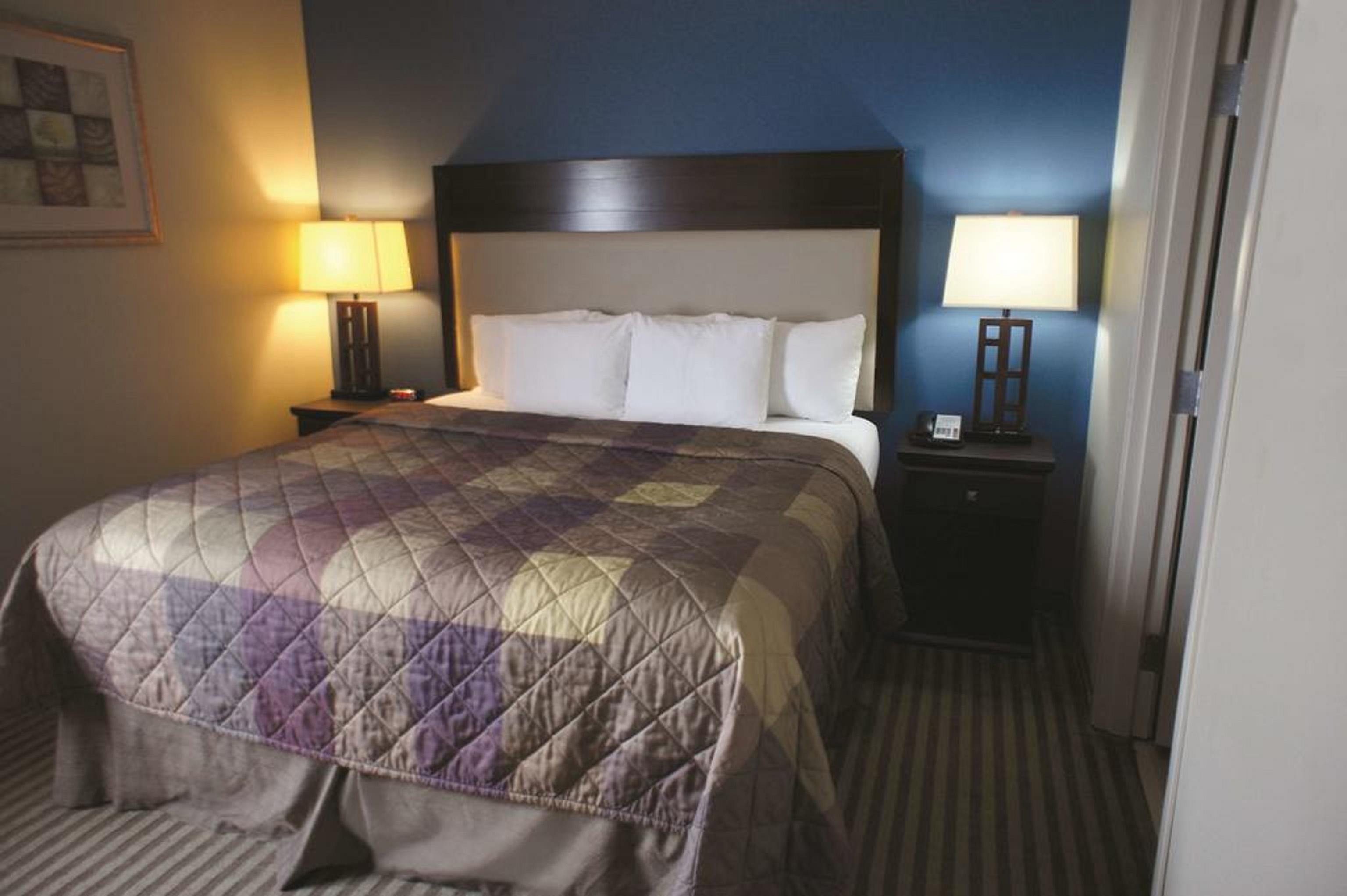 La Quinta Inn & Suites By Wyndham Broussard - Lafayette Area Екстер'єр фото