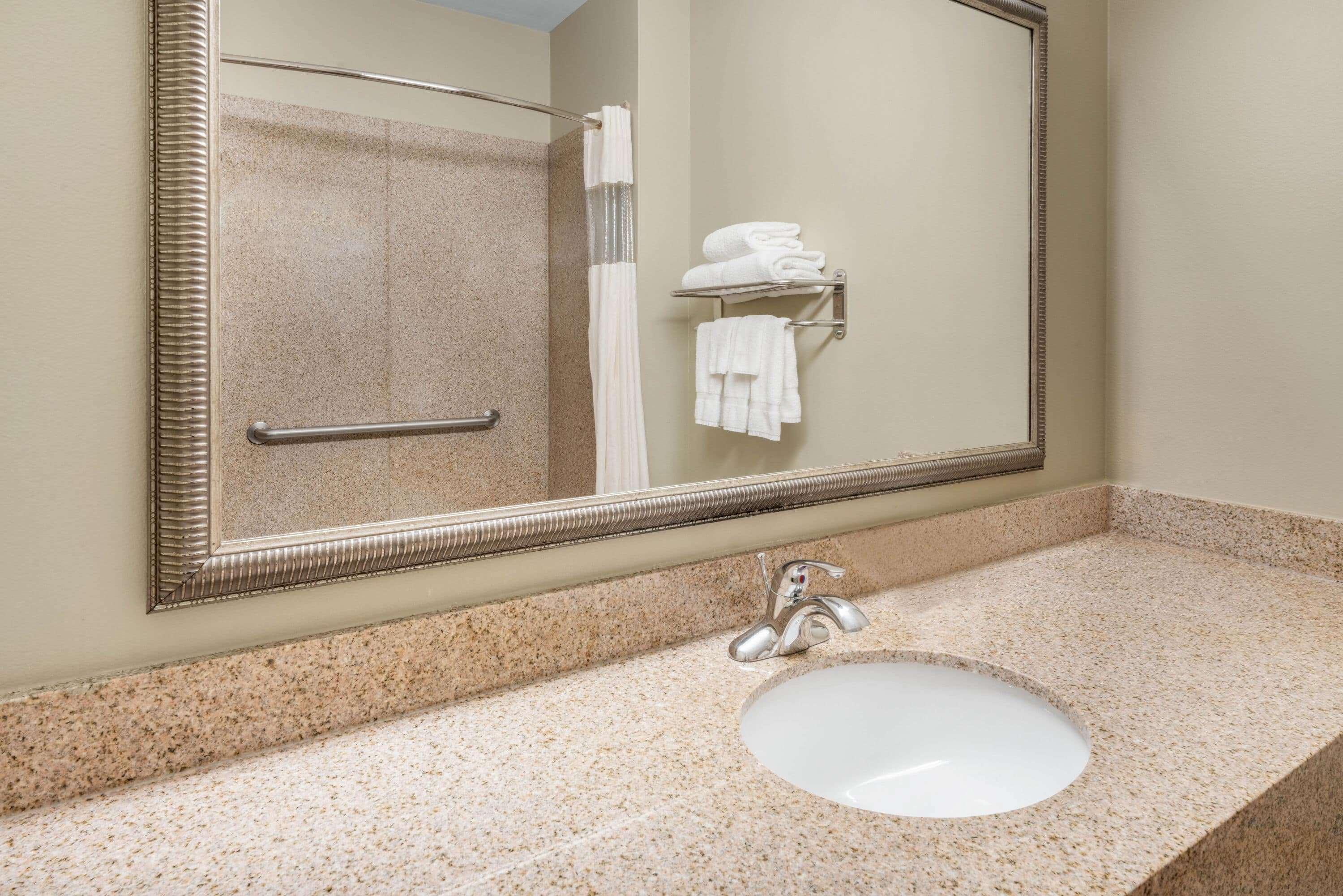 La Quinta Inn & Suites By Wyndham Broussard - Lafayette Area Екстер'єр фото