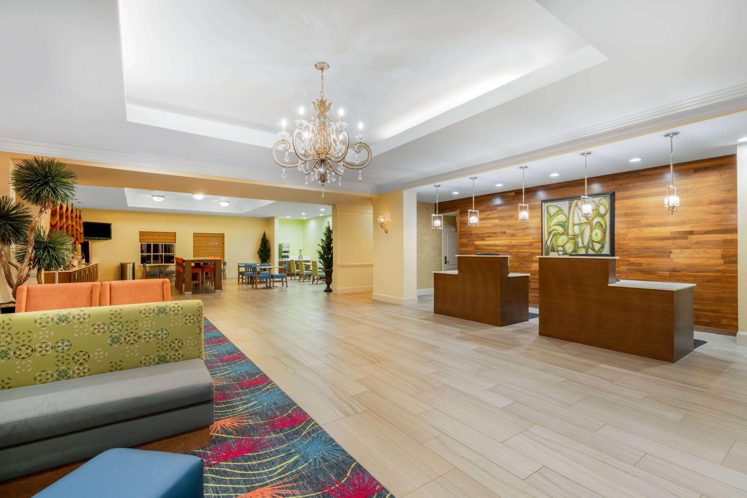 La Quinta Inn & Suites By Wyndham Broussard - Lafayette Area Екстер'єр фото