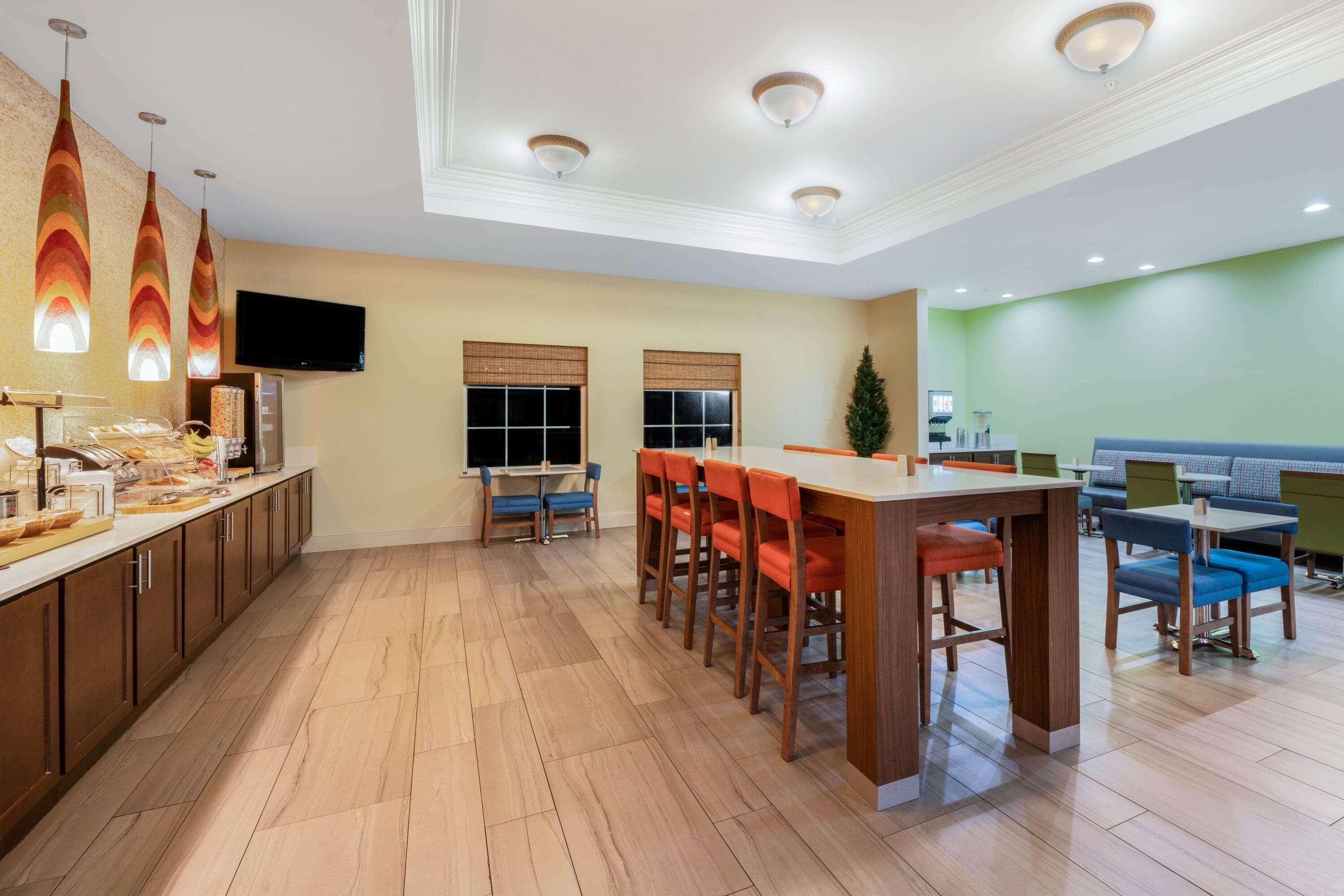 La Quinta Inn & Suites By Wyndham Broussard - Lafayette Area Екстер'єр фото